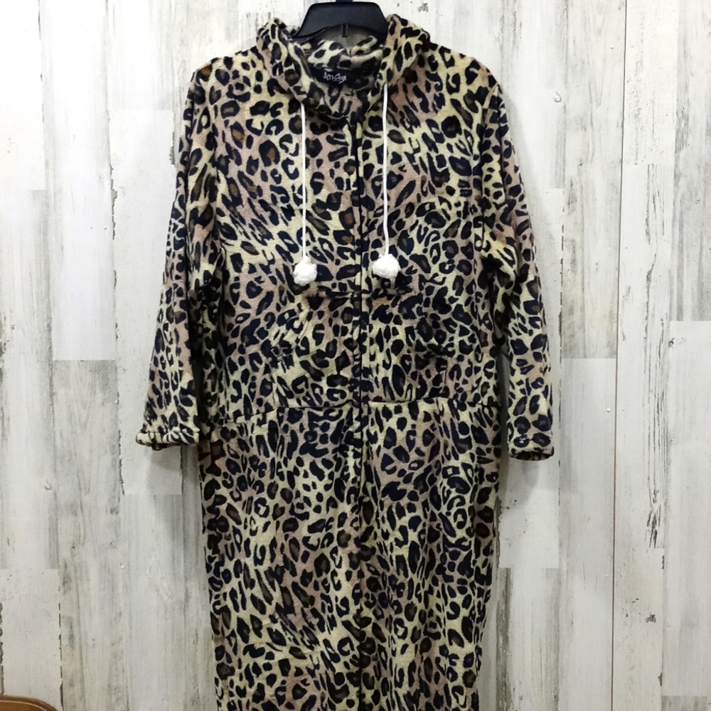 1230 Soft & Cozy Leopard Plush Hooded Onesie